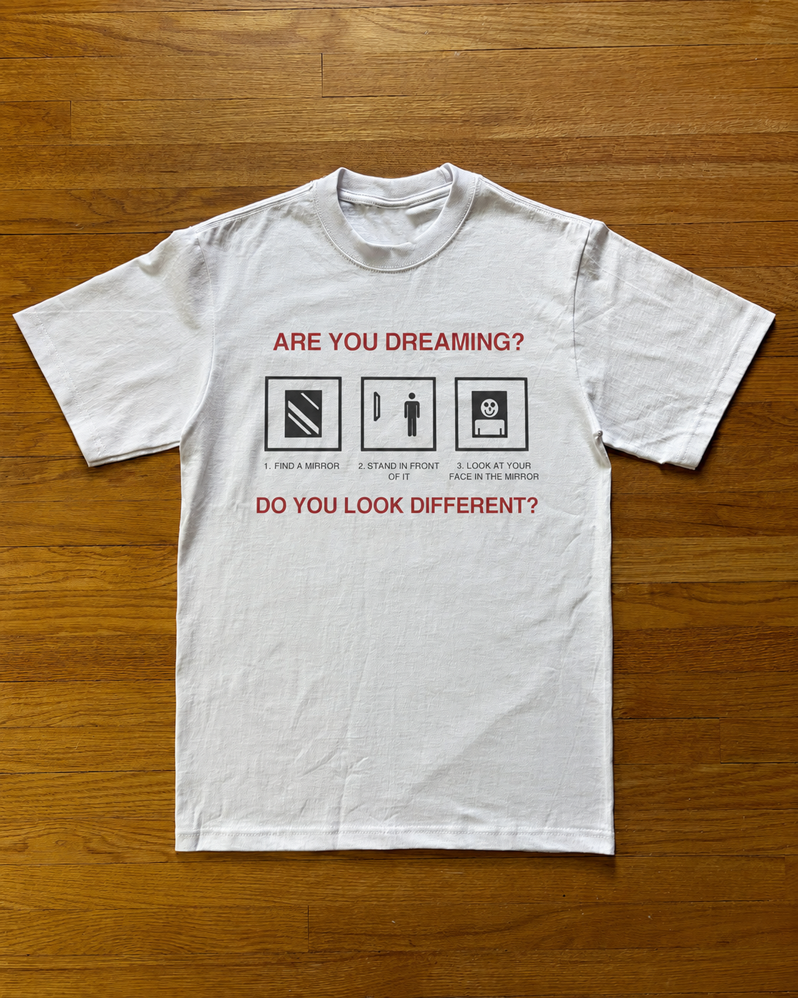 "DREAMING" TEE
