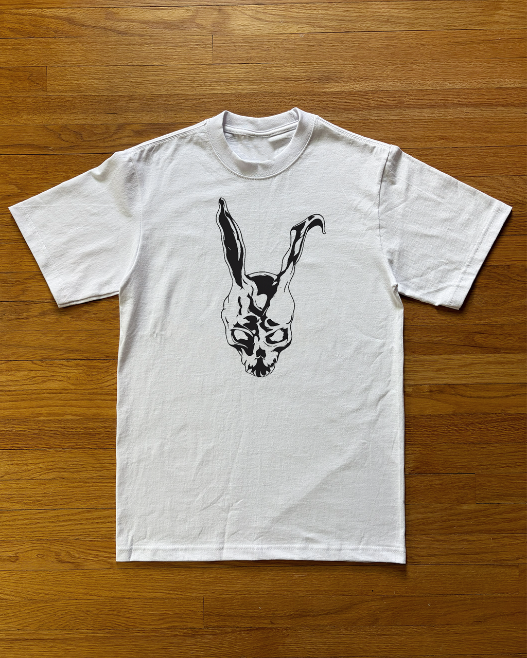 "MAN SUIT" TEE